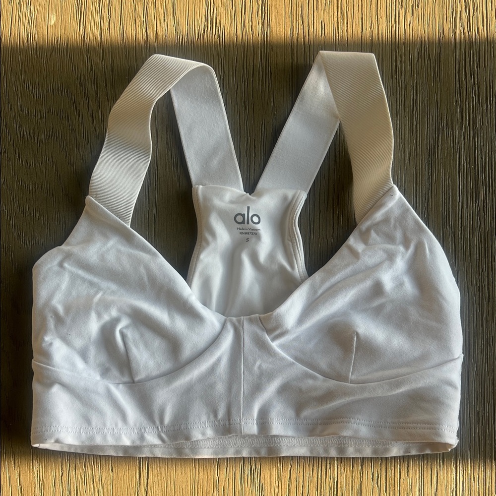 ALO Yoga White Racerback Sports Bra Size Small